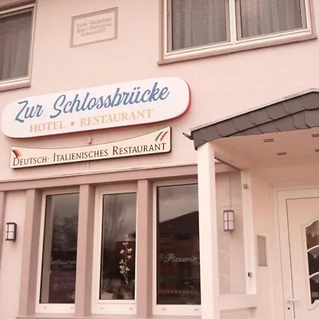 Zur Schlossbruecke *