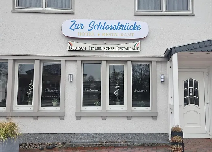 Zur Schlossbrücke Hotel